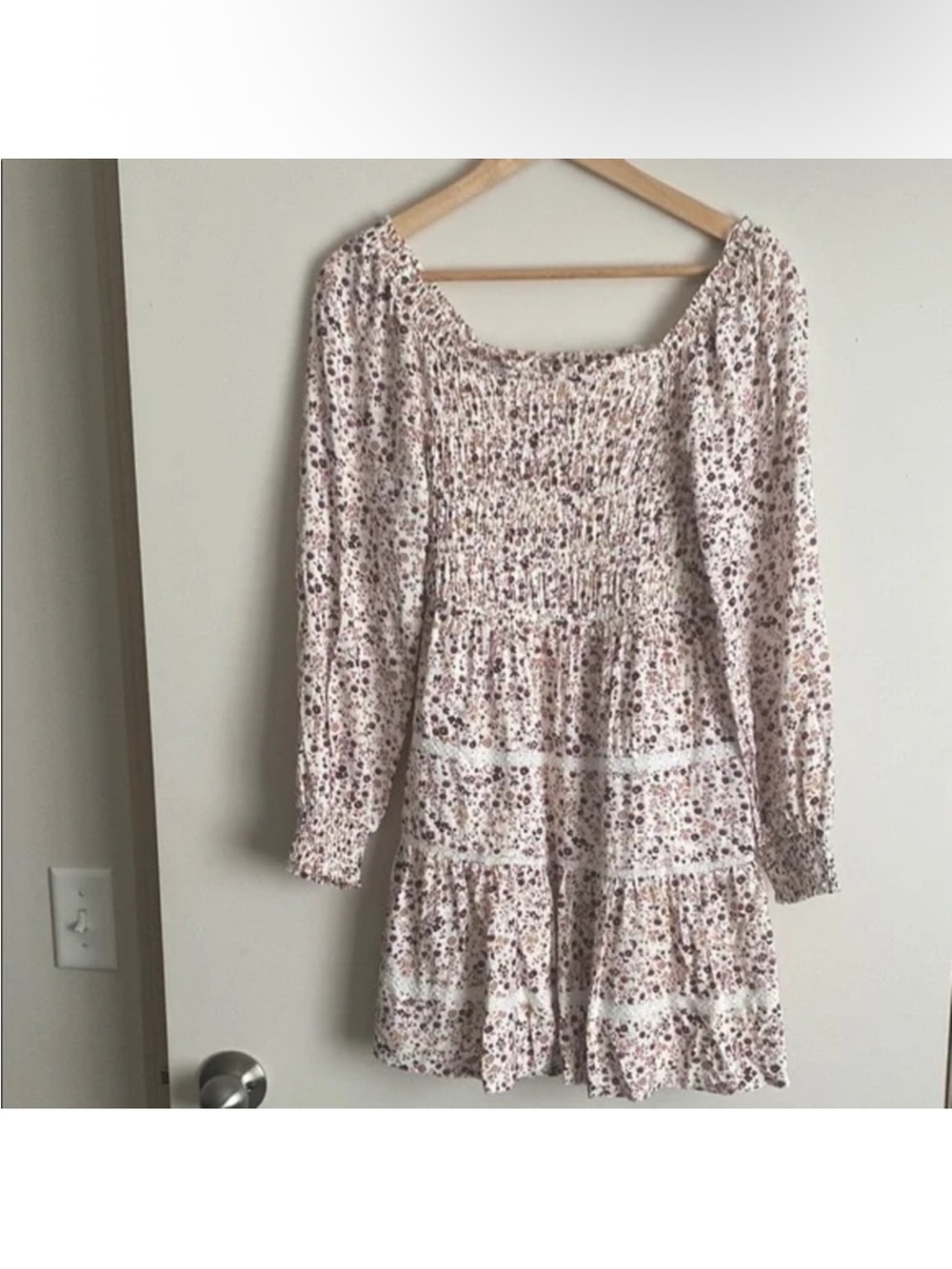 Japna Cream Floral Long-Sleeve Tiered Mini Dress